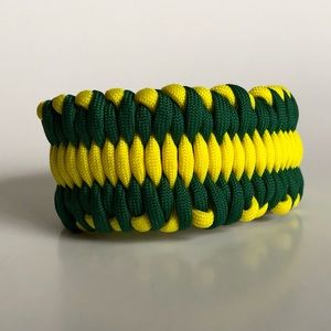 Dragons tongue paracord bracelet
